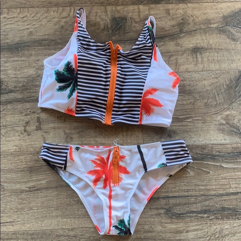 Bikini !!